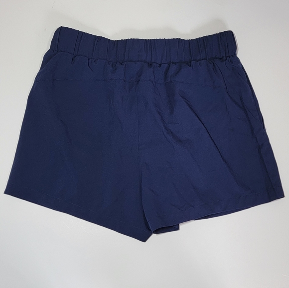 Halara High Waisted  Drawstring Ruched Side Pocket Casual Shorts / Size XS - Picture 2 of 13